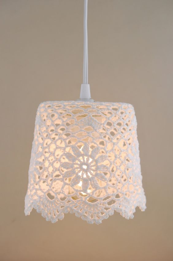 5 Absolutely Clever Ways to Modernize Crochet Doilies - www.craftaboo.com