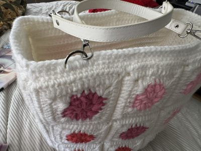 IMG_8079 Granny Square Tote Bag Crochet Pattern with Structure (Instant Download)