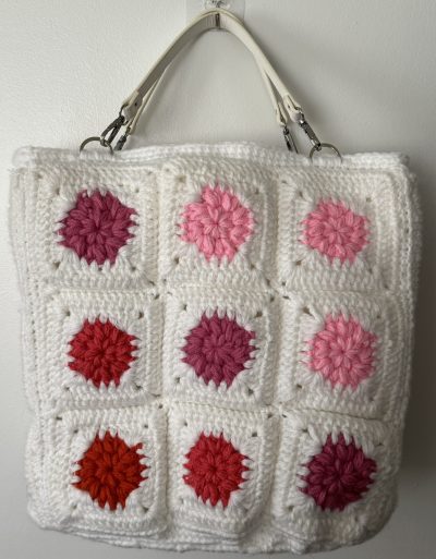 IMG_8242 Granny Square Tote Bag Crochet Pattern with Structure (Instant Download)